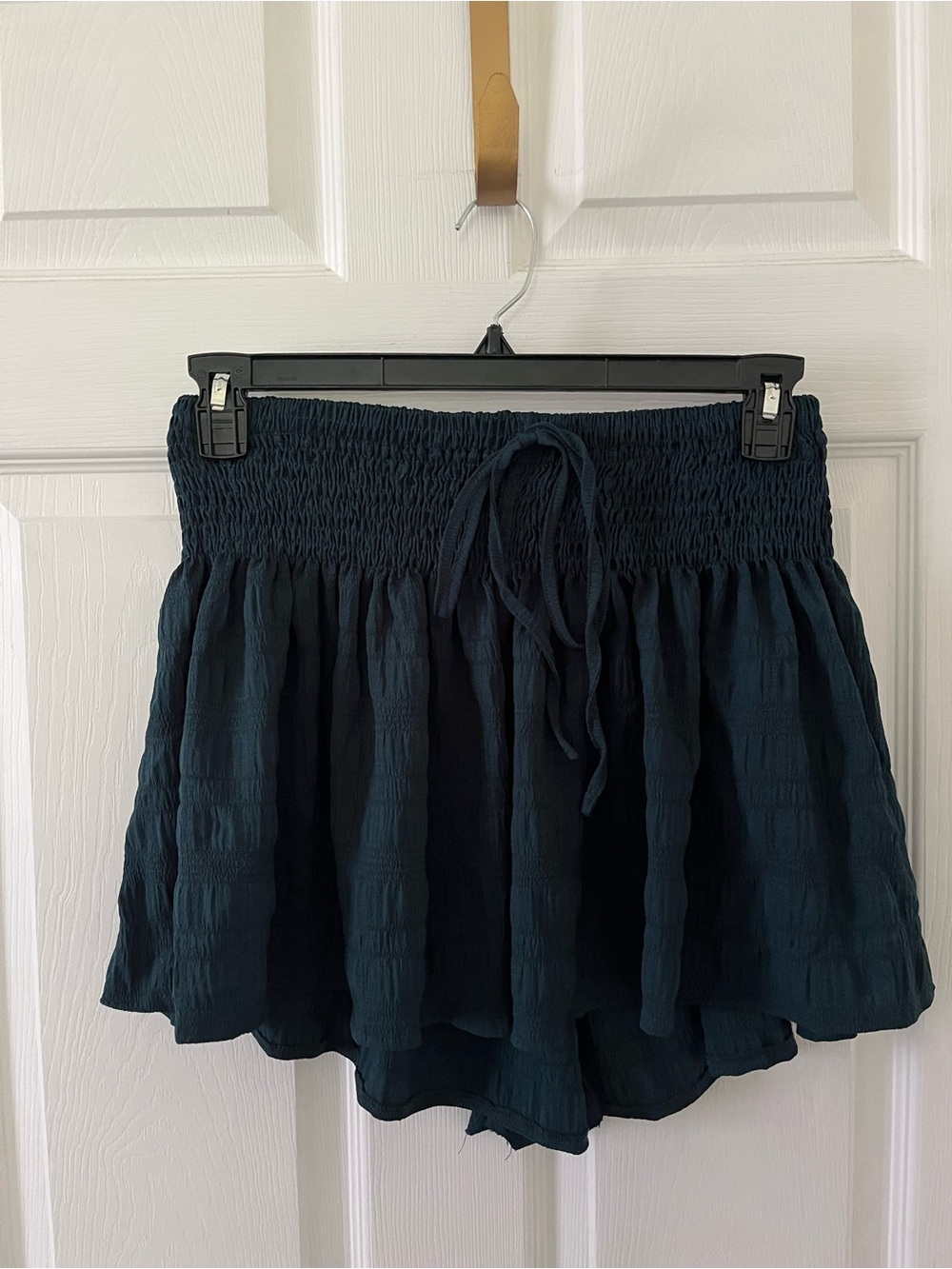 SHEIN Dark Green Flowy Skirt with Elasitc Waistband